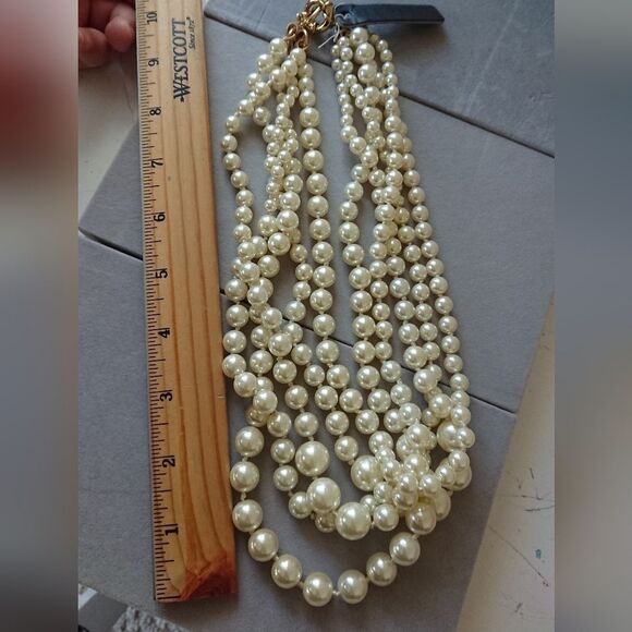 J. CREW 5 strand knotted graduated layered white faux pearl necklace - Picture 8 of 10